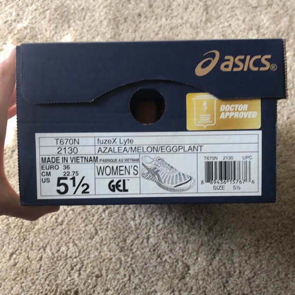 ASICS running shoe size 5.5 fuzeX Lyte - Picture 10 of 10